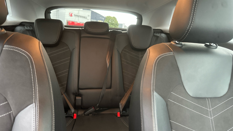 Vauxhall Grandland 1.2 Turbo Ultimate 5dr Petrol Hatchback